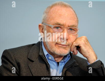 L'artiste allemand Gerhard Richter le 16 mai 2014, au cours d'une conférence de presse à la Fondation Beyeler à Riehen près de Bâle (Suisse). Banque D'Images