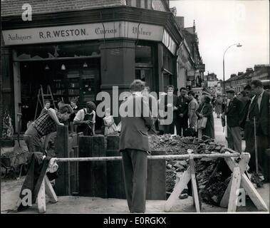 07 juillet 1959 - la bombe de Putney explose. : Les hommes responsables ...