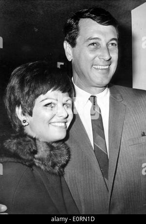 Acteurs Rock Hudson et Claudia Cardinale Banque D'Images