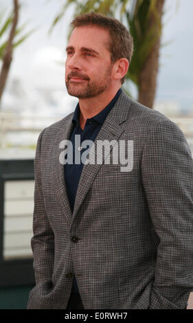 Cannes, France. 19 mai, 2014. L'acteur Steve Carell à l'appel de la photo pour le film Foxcatcher au 67e Festival de Cannes, lundi 19 mai 2014, Cannes, France. Credit : Doreen Kennedy/Alamy Live News Banque D'Images