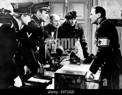 Jack Benny et co-stars dans une scène d'un film Banque D'Images