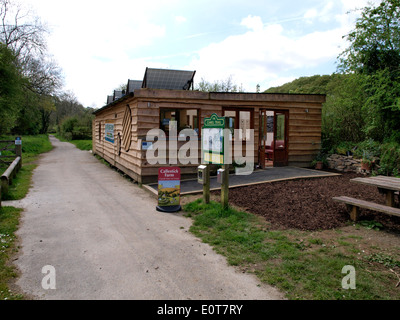 Tortue Café et un service de location de vélos à Wenford Bridge à la fin de la Camel Trail, Cornwall, UK Banque D'Images