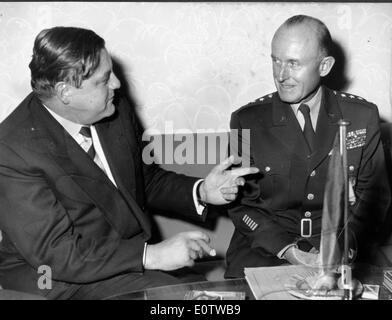 Oct 02, 1960 - Londres, Royaume-Uni - Général Gruenther Banque D'Images