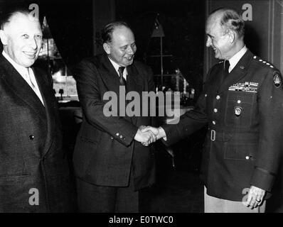 Oct 02, 1960 - Londres, Royaume-Uni - Général Gruenther Banque D'Images