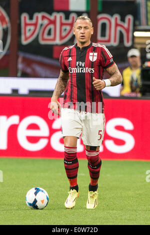 Philippe Mexes (Milan), le 18 mai 2014 - Football / Soccer : Italien 'Serie' un match entre l'AC Milan 2-1 US Sassuolo Calcio à San Siro à Milan, Italie. (Photo par Enrico Calderoni/AFLO SPORT) Banque D'Images