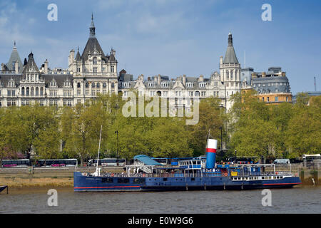 Le HMS Président sur la Tamise à Victoria Embankment, Londres, Angleterre, Royaume d'accueil Banque D'Images