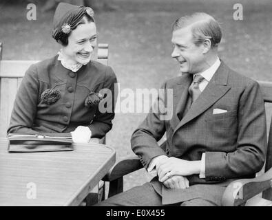 Édouard VIII et épouse Wallis Simpson au Chateau de Cande Banque D'Images