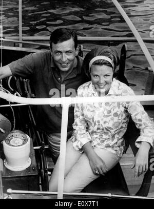 La princesse Beatrix et Claus von Amsberg sur un bateau à Porto Ercole Banque D'Images