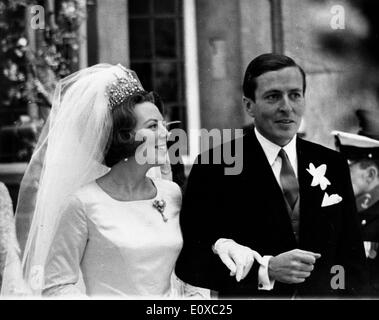 La princesse Beatrix et Claus von Amsberg à leur mariage Banque D'Images