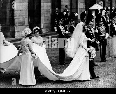 La princesse Beatrix et Claus von Amsberg à leur mariage Banque D'Images