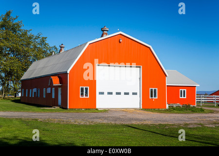 Une grange de ferme sur l'île de Ile d'Orléans, Québec, Canada. Banque D'Images