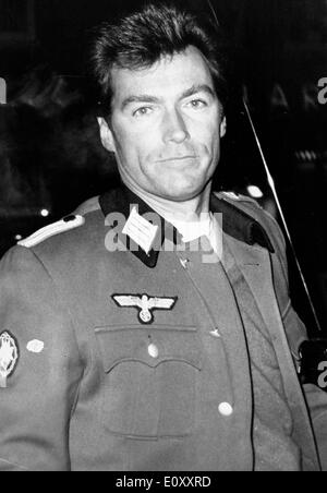 Clint Eastwood acteur vêtu d'un uniforme militaire Banque D'Images