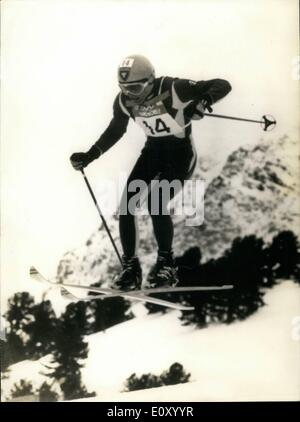 10 févr. 02, 1968 Jeux Olympiques d'hiver - Première victoire française : Killy gagne course de descente : l'un des plus importants événements olympiques d'hiver, la course de descente, a été remporté par le Français Jean Claude Killy devant son compatriote Guy Perillat. Photo montre Jean Claude Killy en photo pendant la course de descente qu'il a remporté aujourd'hui. Banque D'Images