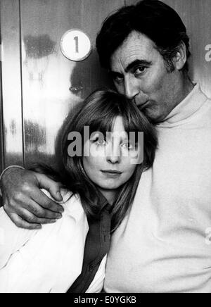 Acteurs Jane Asher et Karl Michael Vogler co-star Banque D'Images