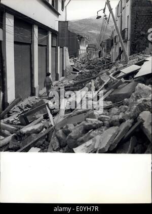 31 mai 1970 - Séisme au Pérou - 31 mai 1970 Ruines de la petite ville de Huaraz. Banque D'Images