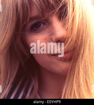 MARIANNE FAITHFUL chanteuse pop britannique en 1965. Photo Tony Gale Banque D'Images