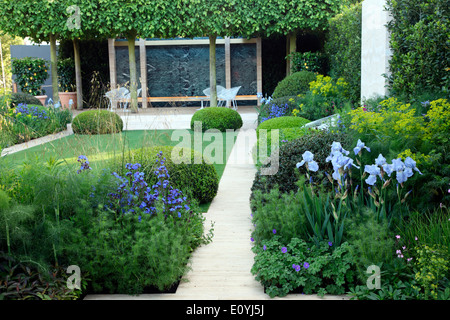 Le Telegraph jardin conçu par Tommaso Del Buono et Paul Gazerwitz au RHS Chelsea Flower Show 2014 Banque D'Images