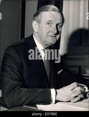 Mar. 30, 1971 - British High Commission désigner à Kuala Lumpur. Photo montre sir John Johnston, qui a été nommé Haut Commissaire britannique à Kuala Lumpur, en Malaisie, en photo aujourd'hui au ministère des Affaires étrangères et du Commonwealth, Londres. Banque D'Images