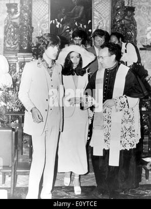 Singer Mick Jagger épouse Bianca Jagger Banque D'Images