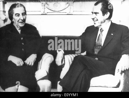 Golda Meir Premier Ministre avec le président Richard Nixon Banque D'Images