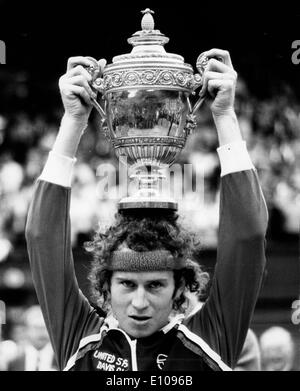 John McEnroe a battu Borg à Wimbledon Banque D'Images