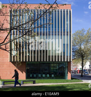 East Ham Library et centre de service clientèle, Londres, Royaume-Uni. Architecte : Rick Mather architectes, 2014. Vue extérieure de Banque D'Images