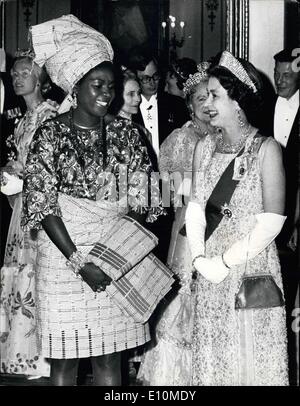 Juin 06, 1973 - Le chef de l'état assiste à un banquet d'État au palais de Buckingham : le général Gowon, le dirigeant nigérian, qui est Banque D'Images