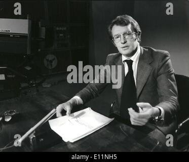 Avril 04, 1979 - Corin Redgrave du workers Revolutionary Party à la télévision : Corin Redgrave, frère de l'actrice Venessas Redgrave, la préparation pour son élection à la télévision diffusée demain soir sur BBC-1, pour son parti révolutionnaire des travailleurs à la maison aujourd'hui. Ils disposent de 60 candidats. Banque D'Images