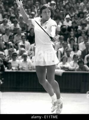 Juillet 07, 1980 - Martina bows out à Wimbledon. Numéro 1 des semences dans le simple féminin Martina Navratilova a été éliminé du championnat cet après-midi par Chris Lloyd des U.S.A. Photo montre : Martina Navratilova en action pendant le match de cet après-midi. Banque D'Images