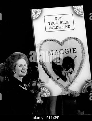 Le premier ministre Margaret Thatcher reçoit valentine Banque D'Images