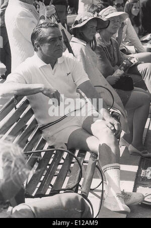 Jan 18, 2011 - Hyannisport, Massachusetts, États-Unis - Robert Sargent Shriver, JR. (9 novembre 1915 Ð 18 Janvier, 2011) était un homme politique américain et militant. Connu sous le nom de R. Sargent Shriver ou Sarge, il est surtout connu comme partie de la famille Kennedy, comme à l'origine de la création du Corps de la paix, et que le candidat du Parti démocratique pour le vice-président des États-Unis - qu'ils ont remplacé les prête-nom Thomas Eagleton, qui a démissionné du ticket lors de l'élection présidentielle américaine de 1972. Shriver est décédé à l'âge de 95 ans le 18 janvier, 2011 Banque D'Images