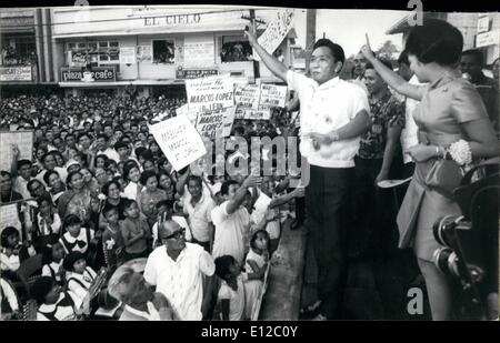 Le 16 décembre 2011 - Le président philippin Ferdinand Marcos campagne 1969 dans un pari pour un deuxième mandat. Banque D'Images