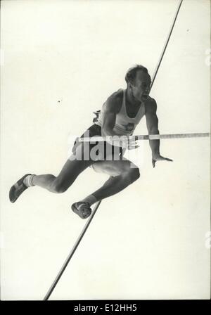 24 février 2012 - C'est dans un collège de l'athlétisme. Le Pays de Galles bat la France 16-11 en Rugby Banque D'Images