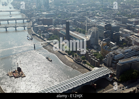 Vue aérienne de la Tate Modern et de la Tamise, Londres, UK Banque D'Images