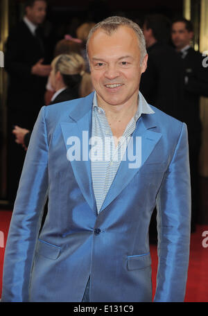 London, UK, UK. 21 mai, 2014. Graham Norton arrive pour 'Miss Saigon Press Night' au Prince Edward Theatre. Credit : Ferdaus Shamim/ZUMA/ZUMAPRESS.com/Alamy fil Live News Banque D'Images