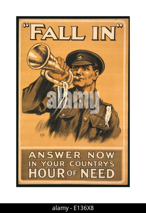 WW1 1914 affiche de propagande « Fall In » de recrutement en 1914 au Royaume-Uni Montrant un soldat en uniforme soufflant « tomber » sur un bugle première Guerre mondiale première Guerre mondiale Banque D'Images