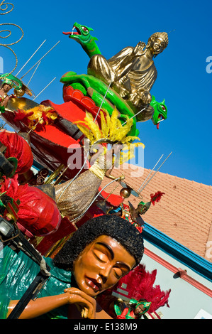 Carnaval de Mindelo - 2014 street parade. Banque D'Images