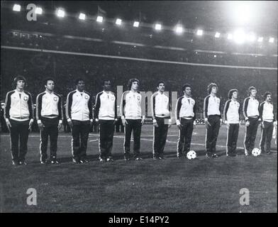 Avril 18, 2012 - Réunion West-Germany/Brasilia à Hambourg : Le 5 avril, 1978 l'équipe de football nationale-West-Germany, Champion du Monde de Football en charge, et la National Soccer Ball-équipe de Brasilia, dans l'ancien Champion du Monde plusieurs années, s'est réuni dans l'Volkspark-Stadion à Hambourg (West-Germany). C'est sur e des jeux avant le début du Championnat du monde, qui commence le 1er juin 1978 en Argentine. Photo montre. L'équipe nationale brésilienne. Banque D'Images