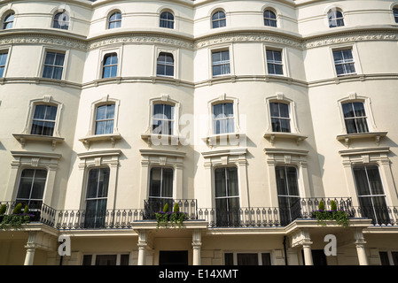 Grand Plaza Serviced Apartments de Bayswater, Princes Square, City of Westminster, London W2, UK Banque D'Images