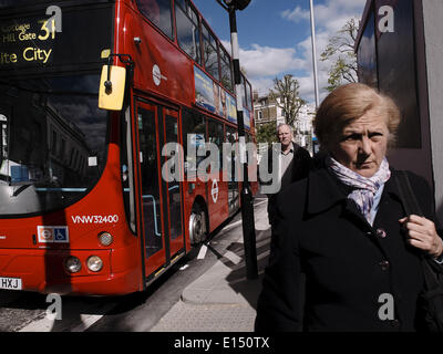 Londres, Royaume-Uni. Apr 19, 2014. Dans la région de Notting Hill © Giannis Papanikos NurPhoto ZUMAPRESS.com/Alamy //Live News Banque D'Images