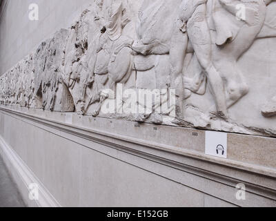 Londres, Royaume-Uni. Apr 17, 2014. Les marbres du Parthénon au British Museum à Londres © Giannis Papanikos NurPhoto ZUMAPRESS.com/Alamy //Live News Banque D'Images