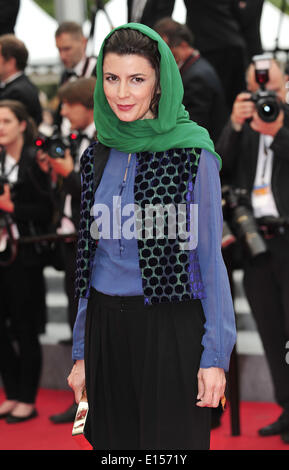 Cannes, France. 22 mai, 2014. Membre du jury, l'actrice iranienne Leila Hatami arrive pour la projection de "Jimmy's Hall' pendant la 67e Cannes Film Festival, à Cannes de France, le 22 mai 2014. Le film est présenté en compétition officielle du festival qui aura lieu du 14 au 25 mai. Credit : Ye Pingfan/Xinhua/Alamy Live News Banque D'Images