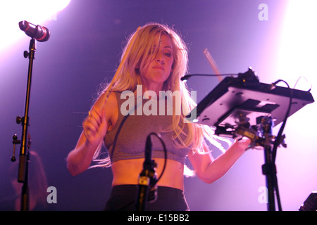 Ellie Goulding fonctionne à la Semaine de la musique canadienne 2014 à la FanFest Kool Haus à Toronto. Banque D'Images