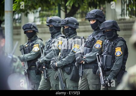 Bangkok, Bangkok, Thaïlande. 23 mai, 2014. Thai en devoir commandos à Bangkok. L'armée thaïlandaise a saisi le pouvoir militaire au cours d'un coup jeudi soir. Ils ont suspendu la constitution et terminé le régime civil. C'est le 2ème coup d'État en Thaïlande depuis 2006 et au moins la 12e depuis 1932. Crédit : Jack Kurtz/ZUMAPRESS.com/Alamy Live News Banque D'Images