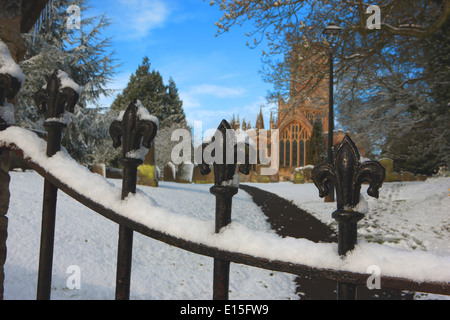 L'église de triage à Northleach dans les Cotswolds couvertes de neige Banque D'Images