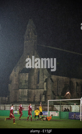 La ville de Belper le match contre FC Gresley, Belper, Derbyshire. Banque D'Images