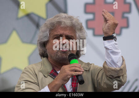 Chef Beppe Grillo movimento 5 stelle pendant un rassemblement de clôture de la campagne électorale à Rome Banque D'Images