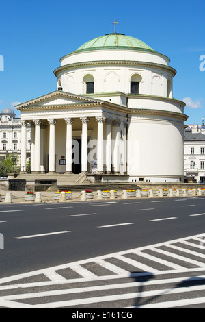 L'église Saint Alexandre catholique dans la place des Trois Croix à Varsovie, Pologne. Banque D'Images