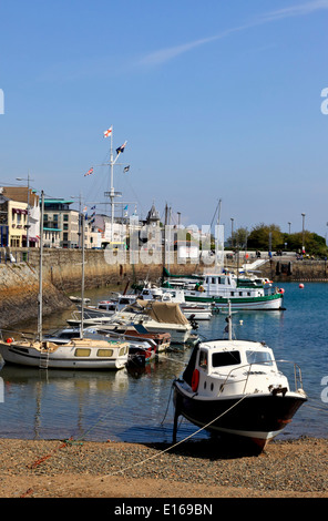 9188. St Peter Port, Guernsey, dur de carénage, Channel Islands, Royaume-Uni, Europe Banque D'Images