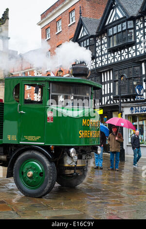 Une sentinelle 1931 Vapeur DG4 wagon wagon stationné dans le centre-ville de Shrewsbury, Shropshire en Angleterre Banque D'Images